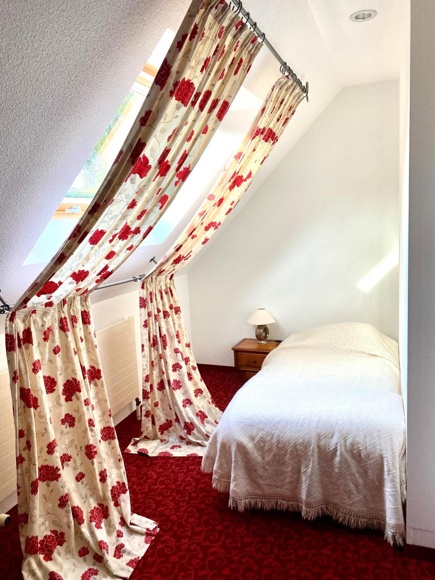 Hotel Restaurant Le Petit Kohlberg Lucelle ภายนอก รูปภาพ