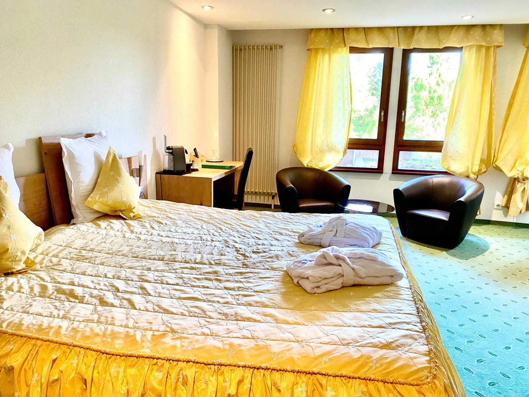 Hotel Restaurant Le Petit Kohlberg Lucelle ภายนอก รูปภาพ